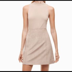 Aritzia modern/hopper mini skirt